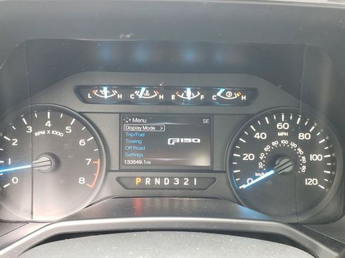 Used 2016 Ford F150 XL w/ Equipment Group 101A Mid RWD image 15