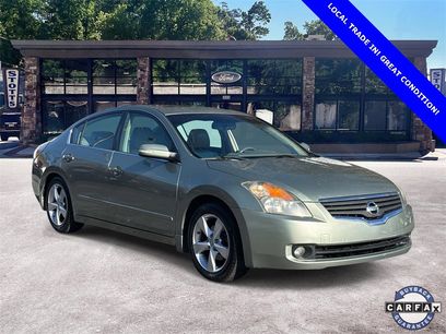 Used 2007 Nissan Altima 3.5 SE w/ Technology Pkg
