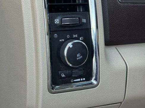 Used 2018 RAM 2500 Longhorn w/ Longhorn Southfork Package image 32