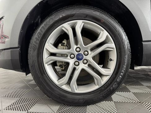 Used 2018 Ford Edge Titanium w/ Ford Safe & Smart Package FWD image 44