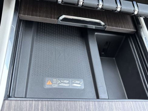 New 2026 GMC Acadia Denali w/ Super Cruise Package image 44