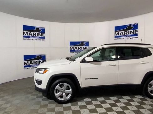Used 2019 Jeep Compass Latitude AWD/4WD image 7