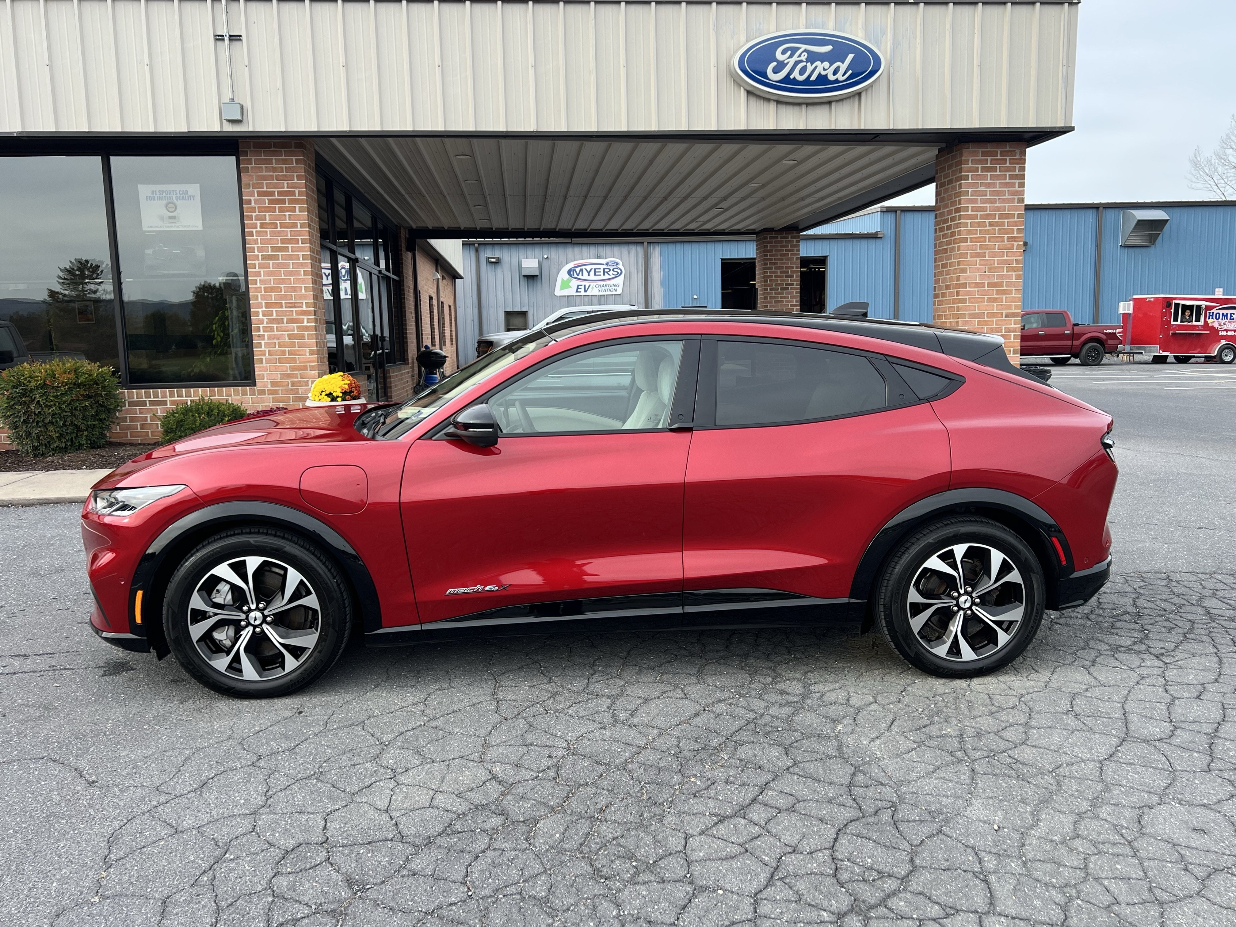Used 2023 Ford Mustang Mach-E Premium AWD/4WD image 1