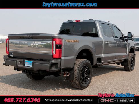 Used 2023 Ford F350 Platinum w/ Tremor Off-Road Package AWD/4WD image 4