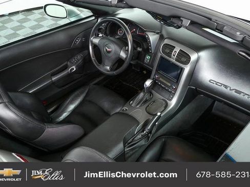 Used 2006 Chevrolet Corvette Convertible w/ Preferred Equipment Group image 26