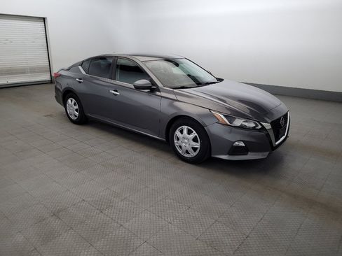 Used 2020 Nissan Altima 2.5 S FWD image 11