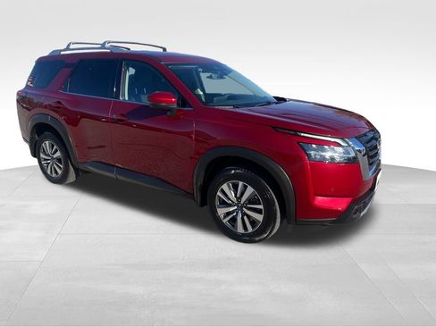Used 2023 Nissan Pathfinder SL image 8