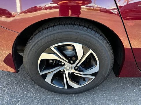 Used 2016 Honda Accord LX image 11