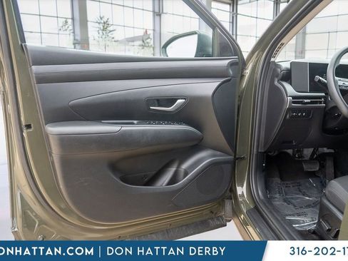 Used 2025 Hyundai Tucson SEL FWD image 15