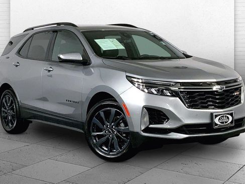Used 2023 Chevrolet Equinox RS FWD image 1