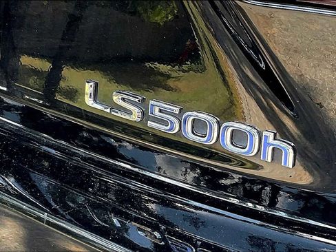 Used 2018 Lexus LS 500h image 9