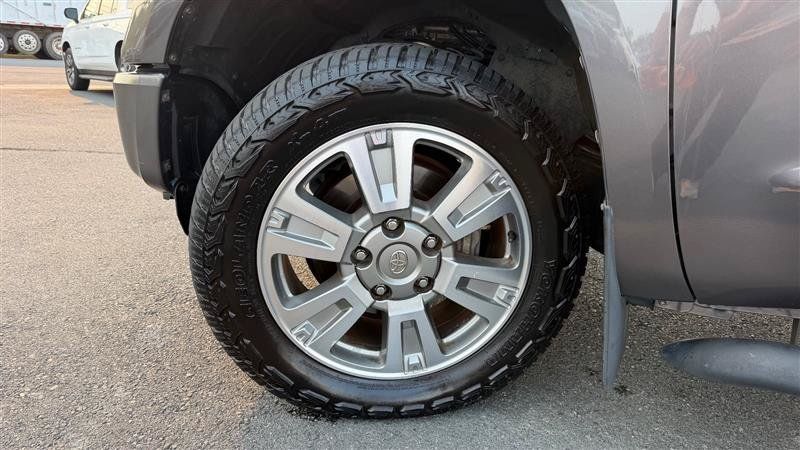 Used 2015 Toyota Tundra Platinum AWD/4WD image 15