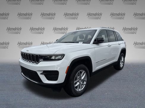 New 2025 Jeep Grand Cherokee Laredo X w/ Luxury Tech Group I image 4