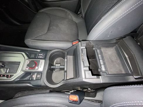 Used 2020 Subaru Forester Premium AWD/4WD image 20