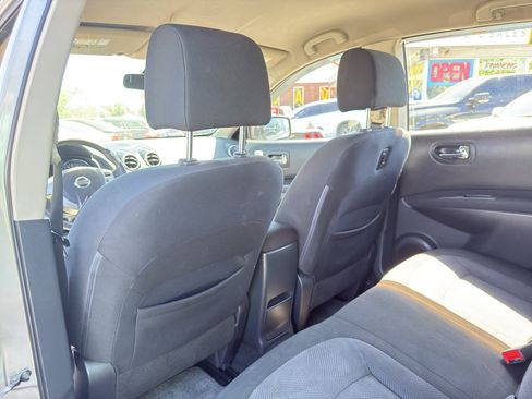 Used 2012 Nissan Rogue S AWD/4WD image 15