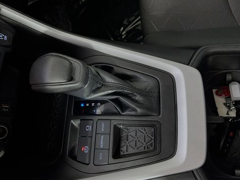 Used 2023 Toyota RAV4 XLE w/ Convenience Package image 25