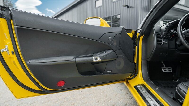 Used 2012 Chevrolet Corvette Grand Sport w/ 2LT Preferred Equipment Group RWD image 25
