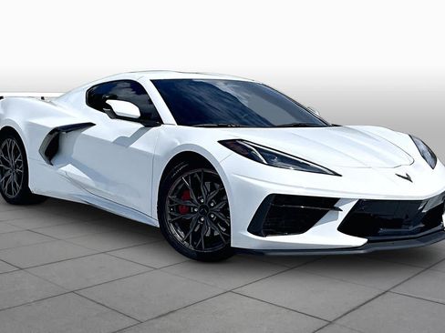 Used 2026 Chevrolet Corvette Stingray Preferred Cpe w/ Z51 Performance Package RWD image 3