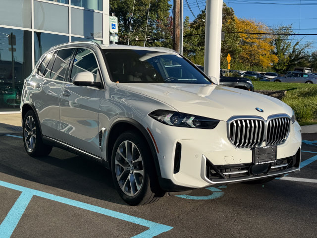 Certified 2024 BMW X5 xDrive40i AWD/4WD image 3