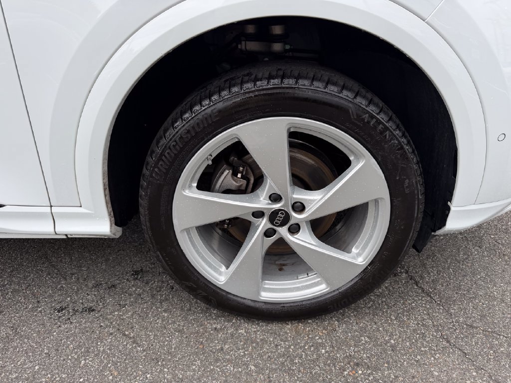 Certified 2025 Audi Q5 Premium w/ Premium Plus AWD/4WD image 12