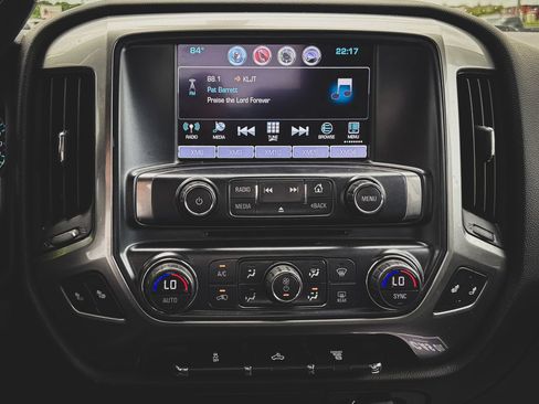 Used 2018 Chevrolet Silverado 3500 LT w/ LT Convenience Package AWD/4WD image 13