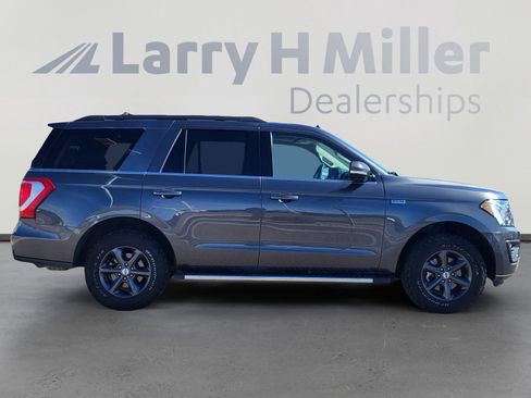Used 2021 Ford Expedition XLT image 6