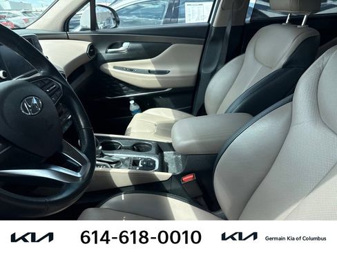 Used 2020 Hyundai Santa Fe SEL w/ Convenience + Premium Package FWD image 9