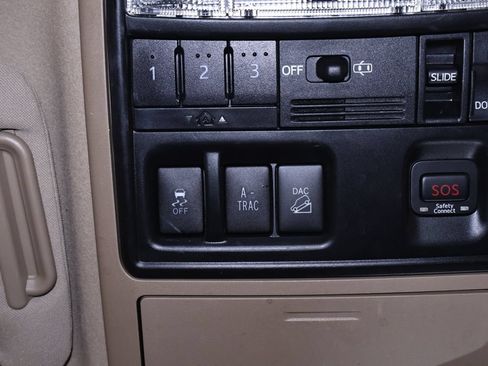 Used 2015 Toyota 4Runner Limited AWD/4WD image 34