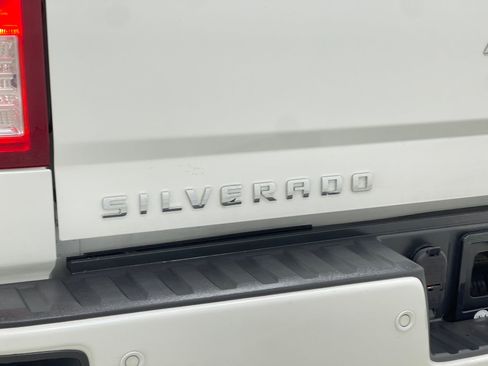Used 2016 Chevrolet Silverado 1500 High Country image 39