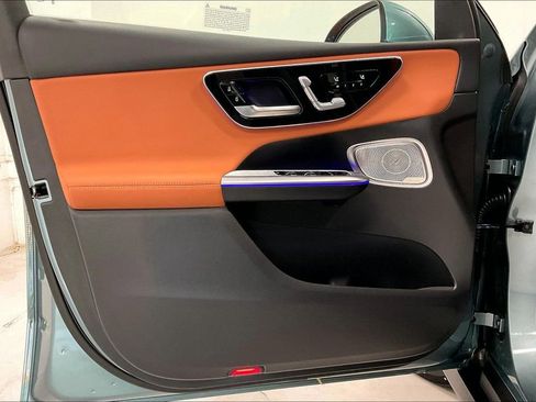 New 2026 Mercedes-Benz GLC 300 image 10
