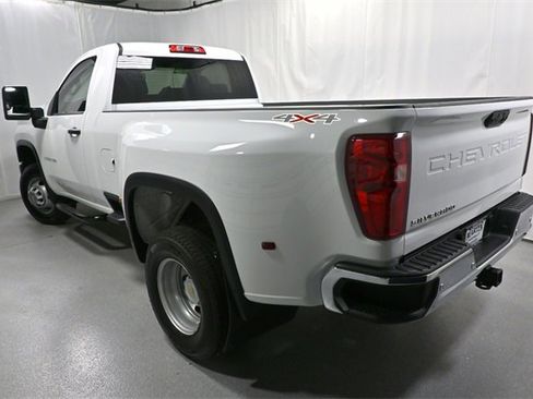 Used 2025 Chevrolet Silverado 3500 W/T w/ WT/CX Safety Package image 5