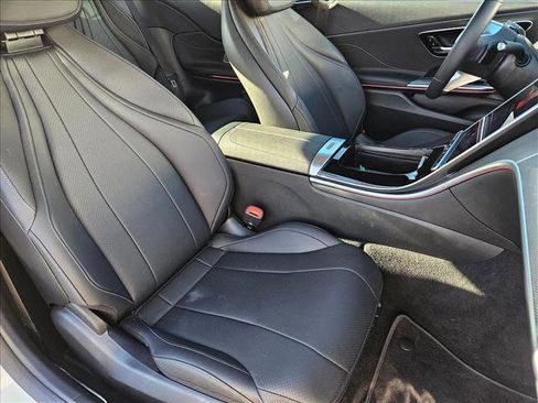 Certified 2024 Mercedes-Benz CLE 300 4MATIC Coupe image 20