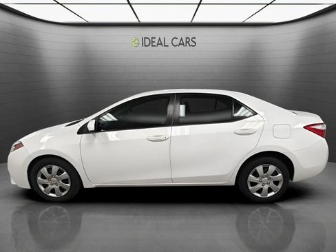 Used 2016 Toyota Corolla LE FWD image 8