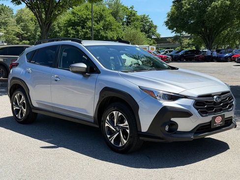 Used 2024 Subaru Crosstrek 2.0i Premium AWD/4WD image 1