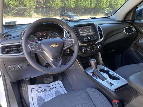 Used 2018 Chevrolet Equinox LT FWD image 32