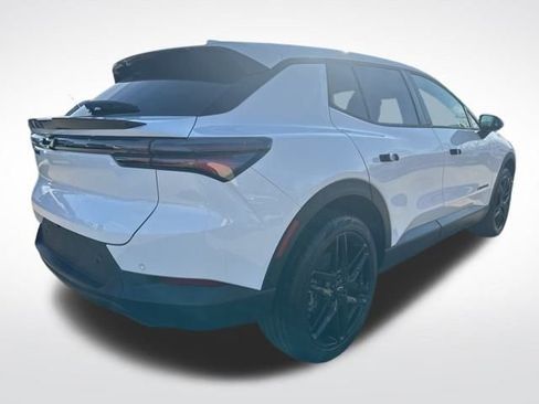 New 2026 Chevrolet Equinox EV LT image 5