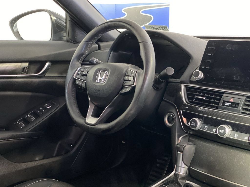 Used 2022 Honda Accord Sport image 10