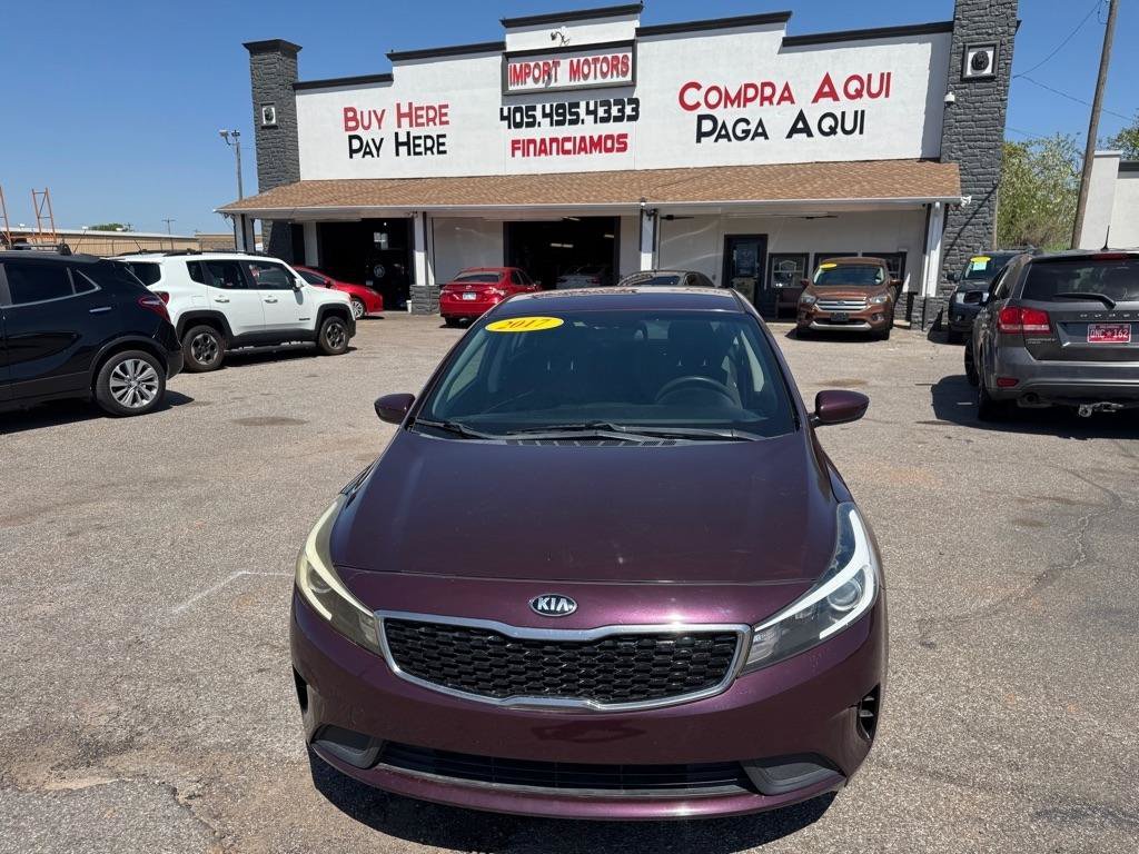 Used 2017 Kia Forte LX FWD image 2