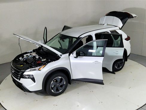 New 2026 Nissan Rogue SV image 46