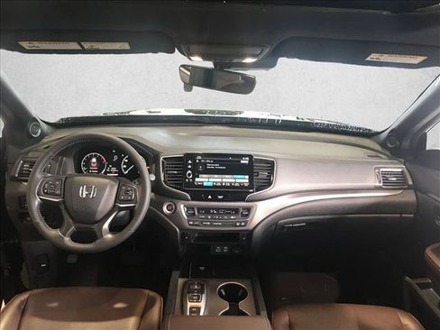Used 2025 Honda Ridgeline RTL image 17