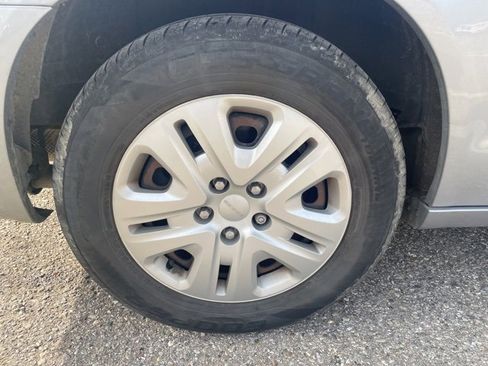 Used 2018 Dodge Grand Caravan SE image 9