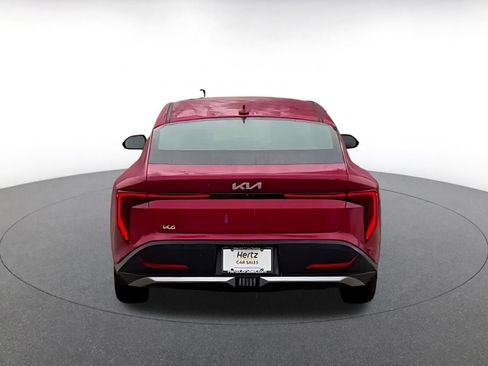 Used 2025 Kia K4 LXS image 12