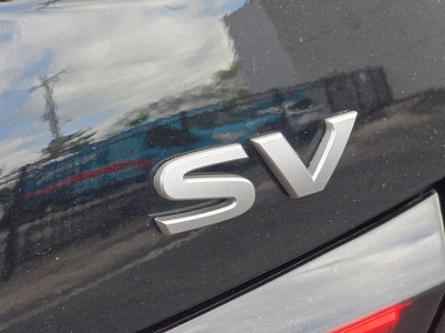 Used 2023 Nissan Altima 2.5 SV FWD image 12