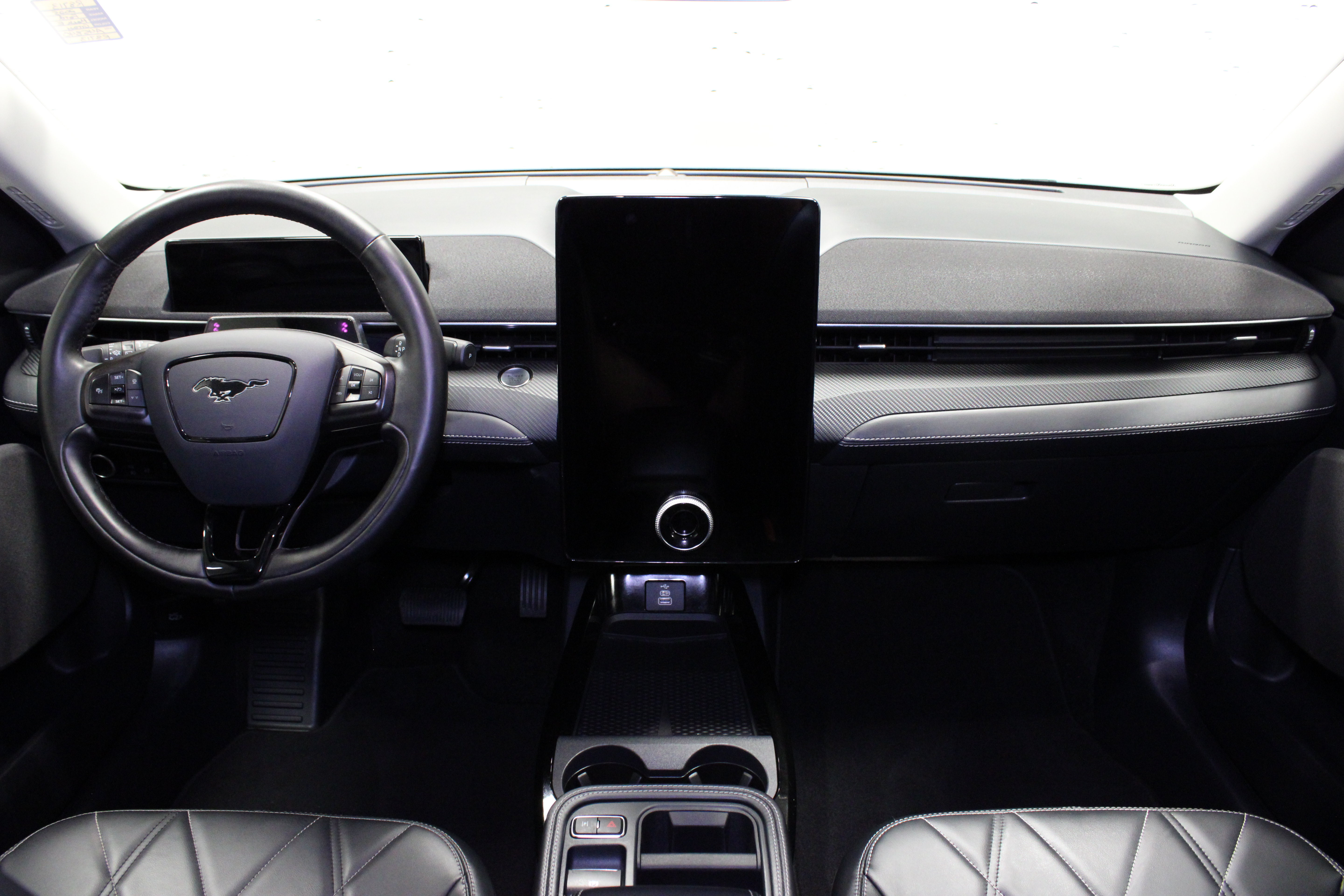 Used 2025 Ford Mustang Mach-E Select RWD image 18