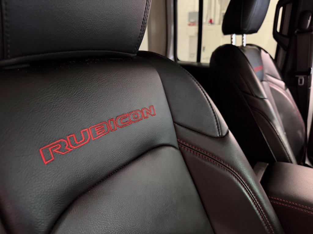 Used 2021 Jeep Wrangler Unlimited Rubicon AWD/4WD image 40