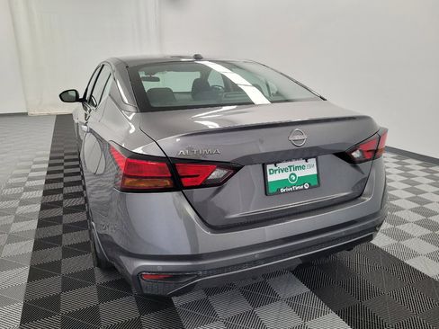 Used 2025 Nissan Altima 2.5 SV FWD image 6