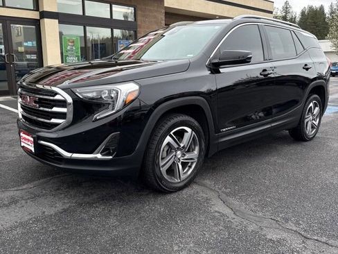 Used 2021 GMC Terrain SLT AWD/4WD image 1
