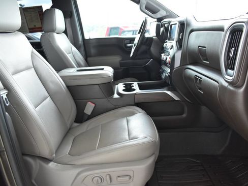 Used 2019 GMC Sierra 1500 SLT w/ SLT Premium Plus Package AWD/4WD image 4