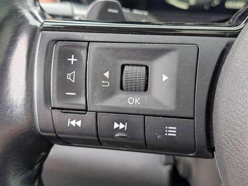 Used 2023 Nissan Pathfinder Platinum w/ Cargo Package AWD/4WD image 21