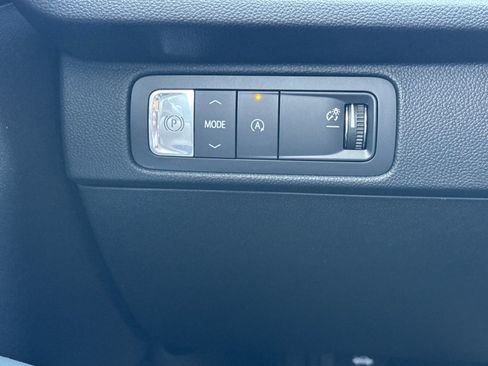 New 2026 Chevrolet Traverse LT FWD image 31